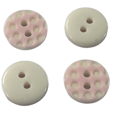 ブラウスの特別な表面プラスチック樹脂ButtonsTwoは縫うことのための16Lピンク色に穴をあける