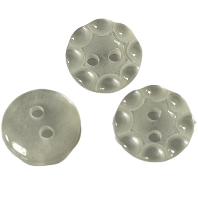 10mm 2つの穴ののど真珠のワイシャツの衣類のブラウスのプラスチック シャツのボタンの使用
